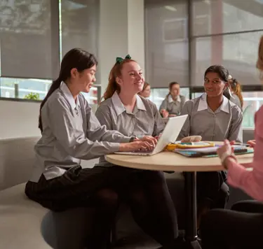  Gifted education students solve the problems of the future